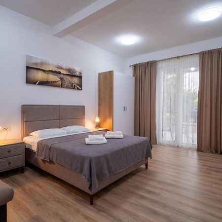 Dane Apartment Airport Podgorica Mitrovici  Екстер'єр фото