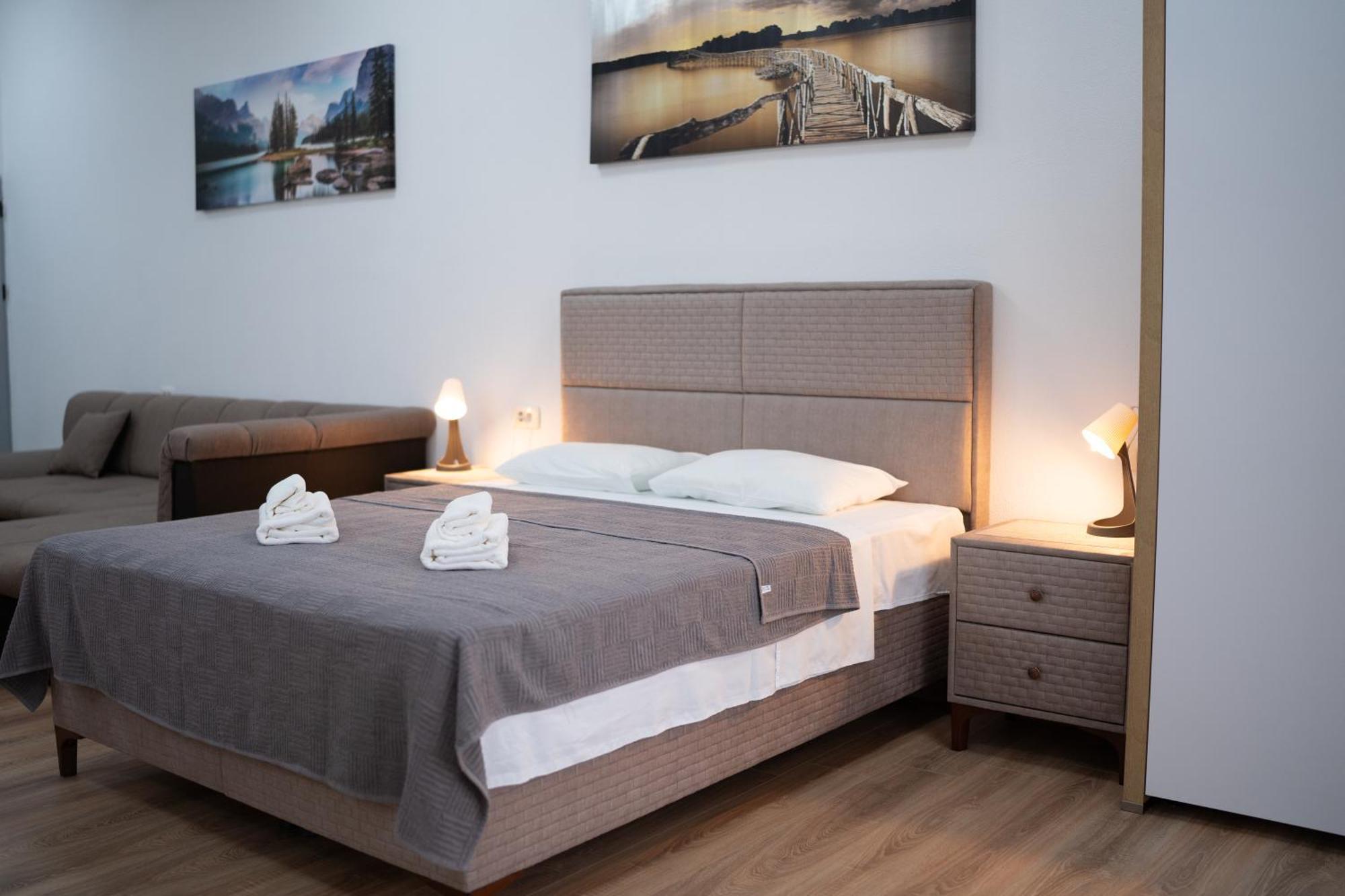Dane Apartment Airport Podgorica Mitrovici  Екстер'єр фото