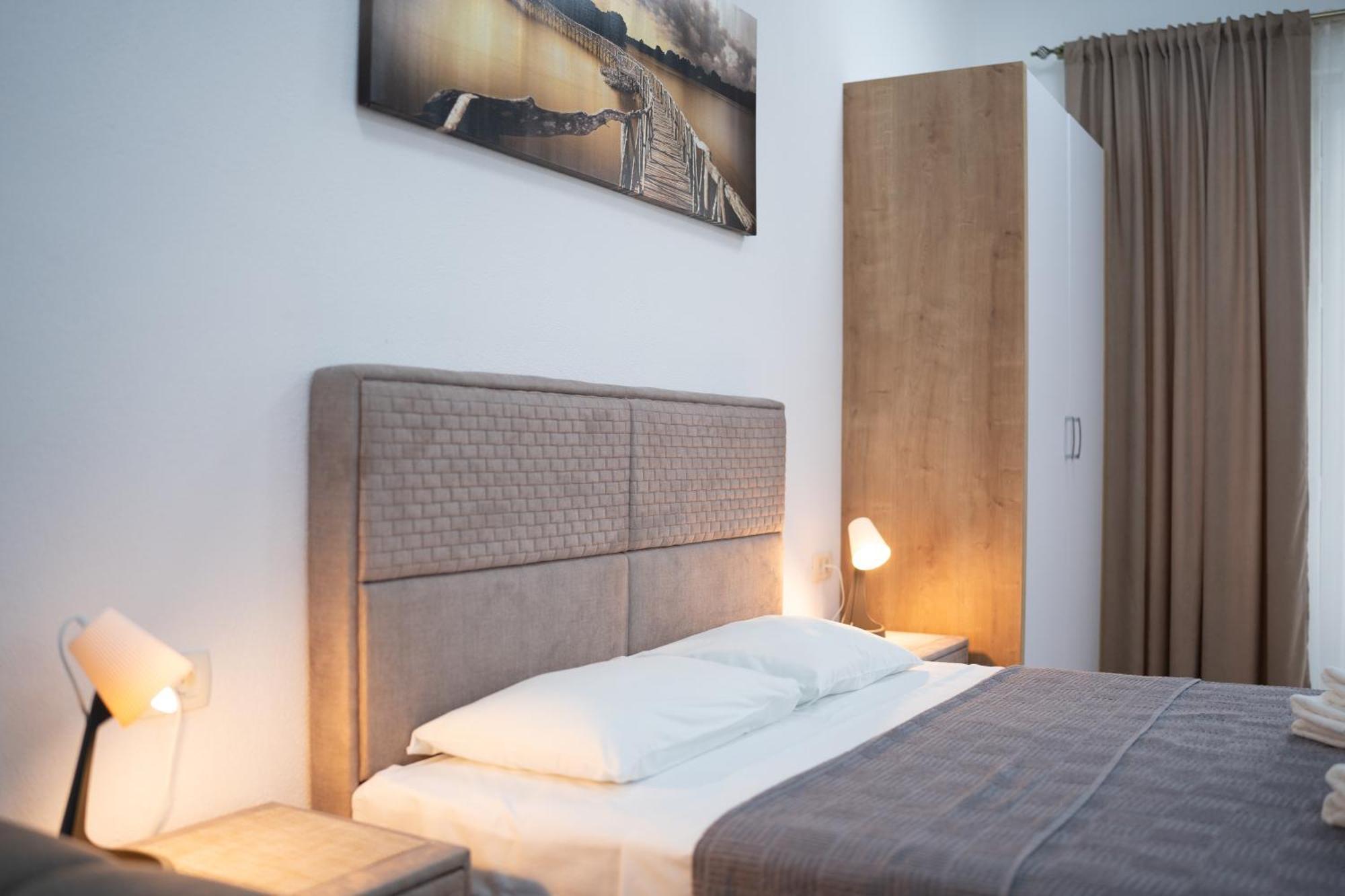 Dane Apartment Airport Podgorica Mitrovici  Екстер'єр фото